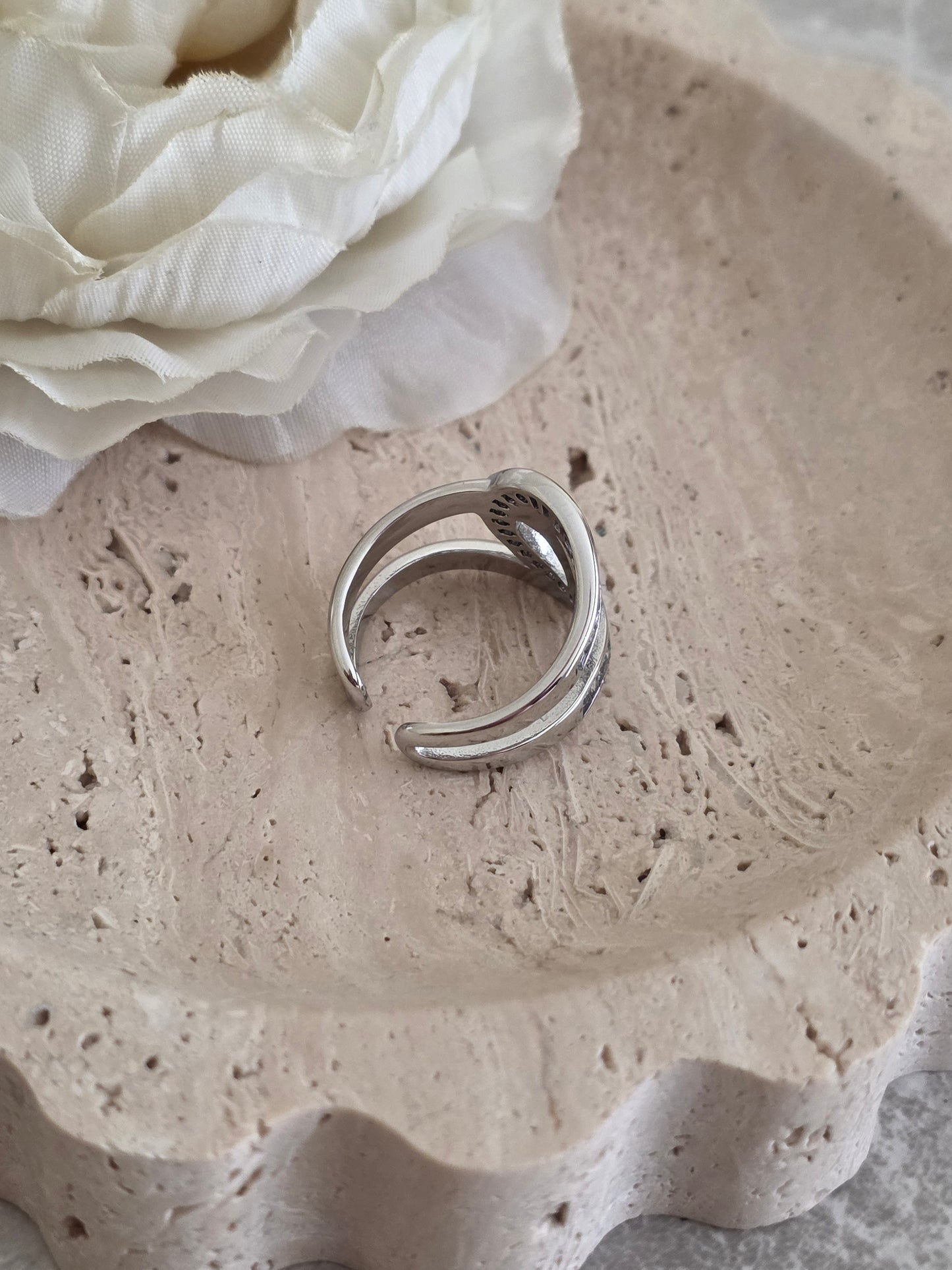 AZRA RING SILVER