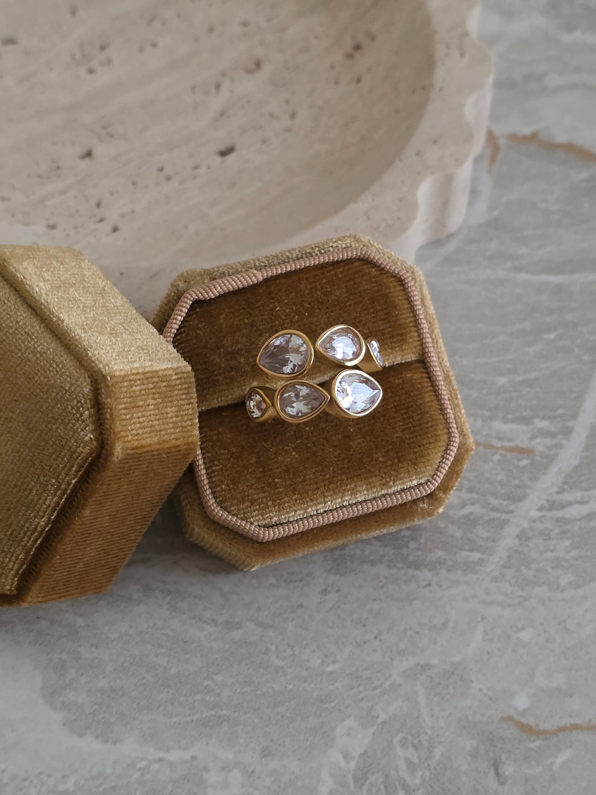 stainless steel adjustable crystal statement ring