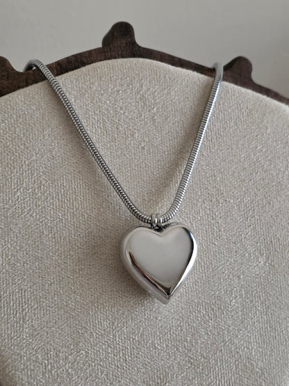 BIKEM BUBBLE HEART NECKLACE SILVER
