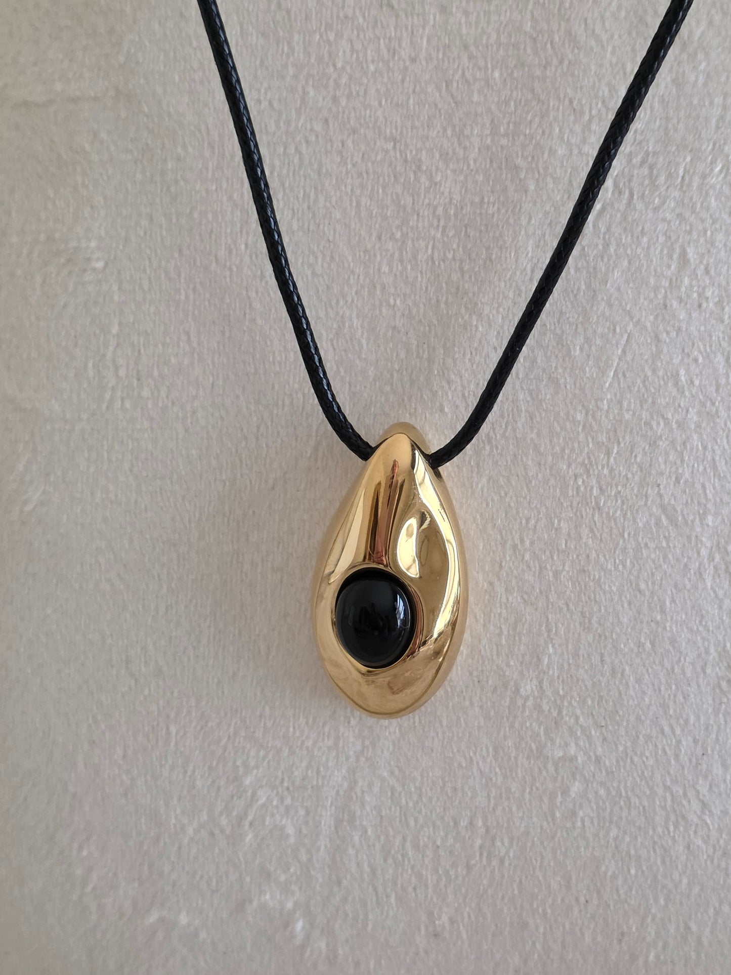 NOVA NECKLACE