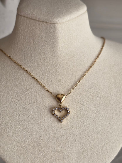 DELIAH HEART NECKLACE