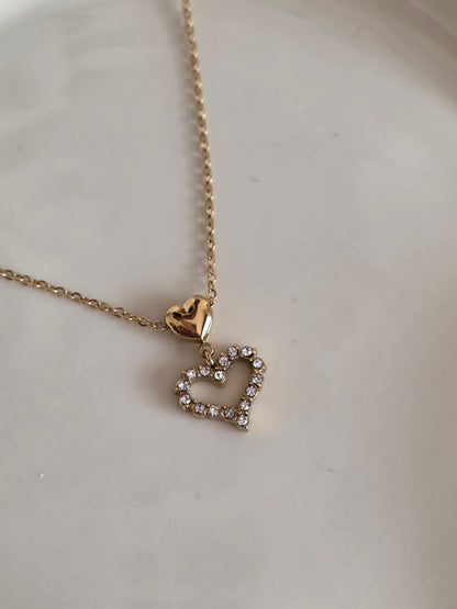 DELIAH HEART NECKLACE