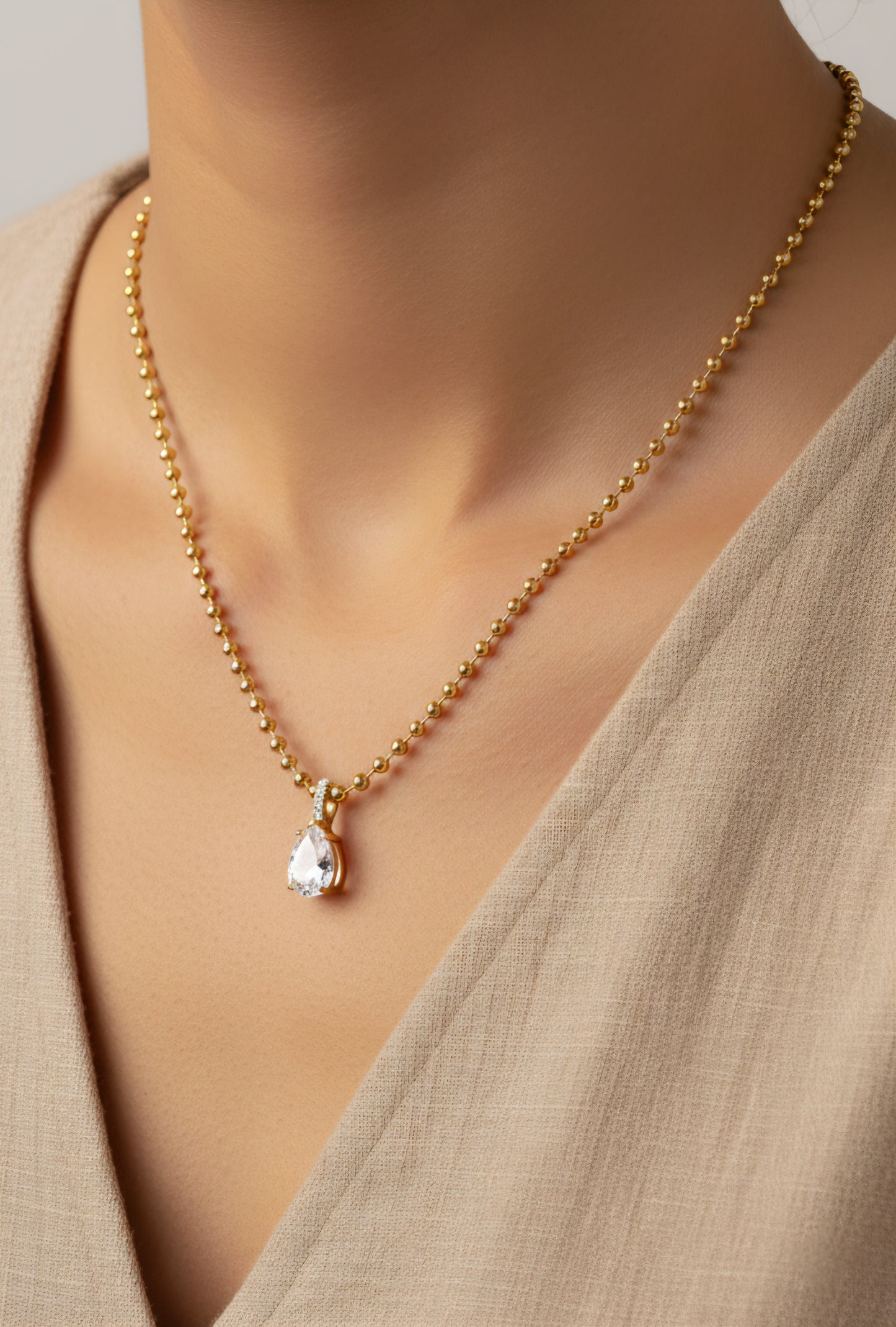 GULCE NECKLACE