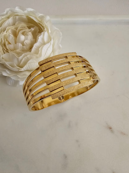 18 karat gold plated high quality stainless steel kaburga bangle