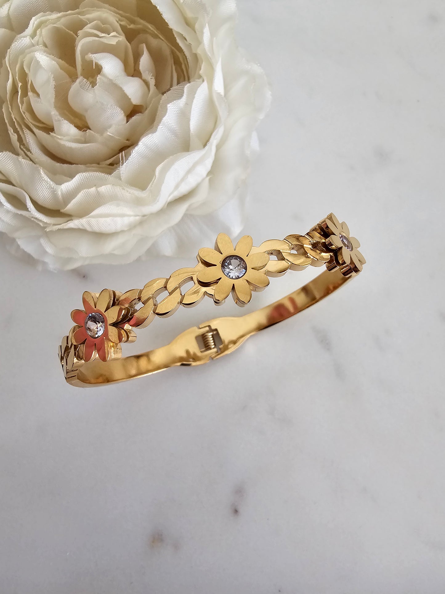 BUSE FLOWER BANGLE