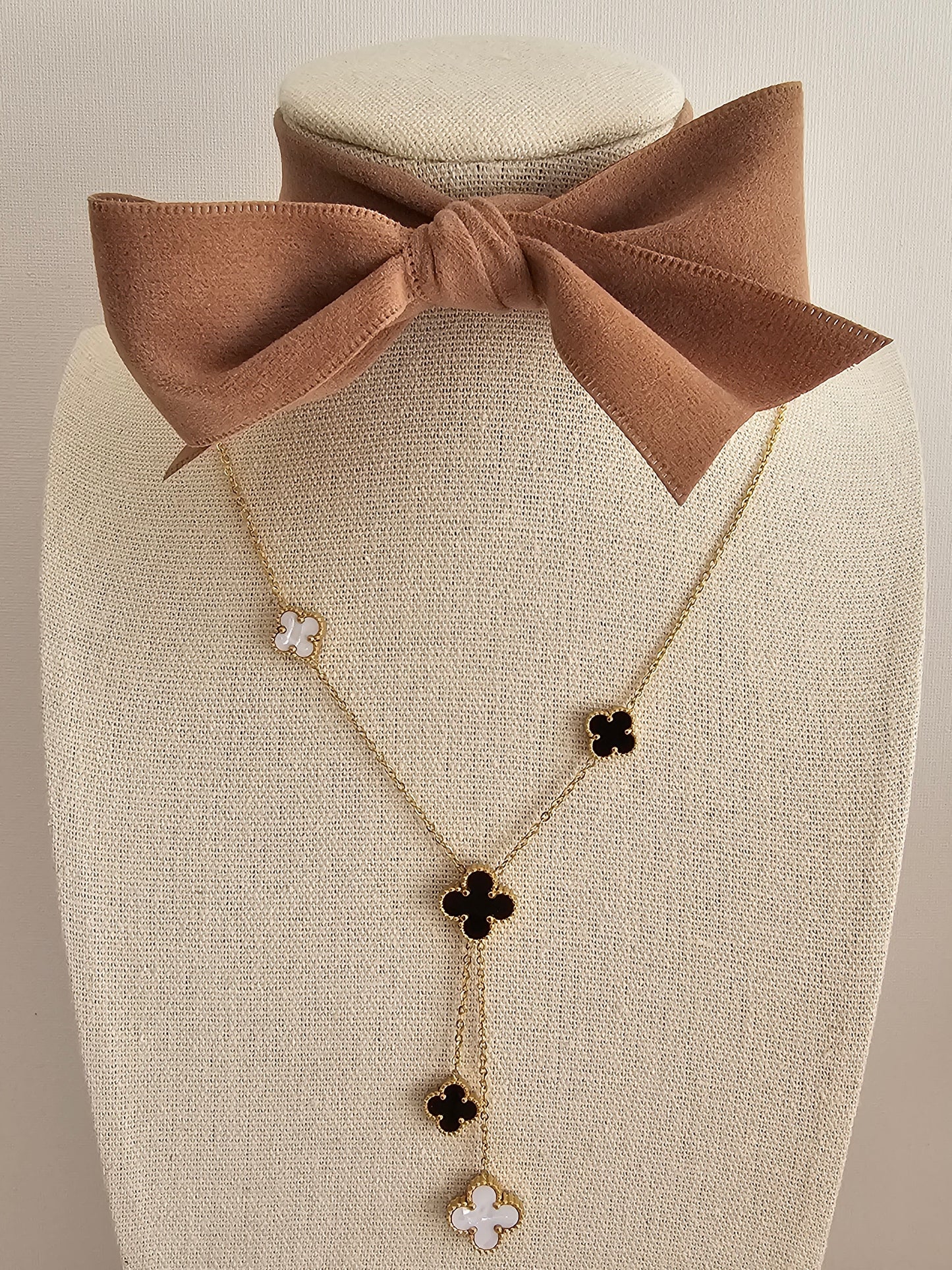 AIYLA CLOVER NECKLACE