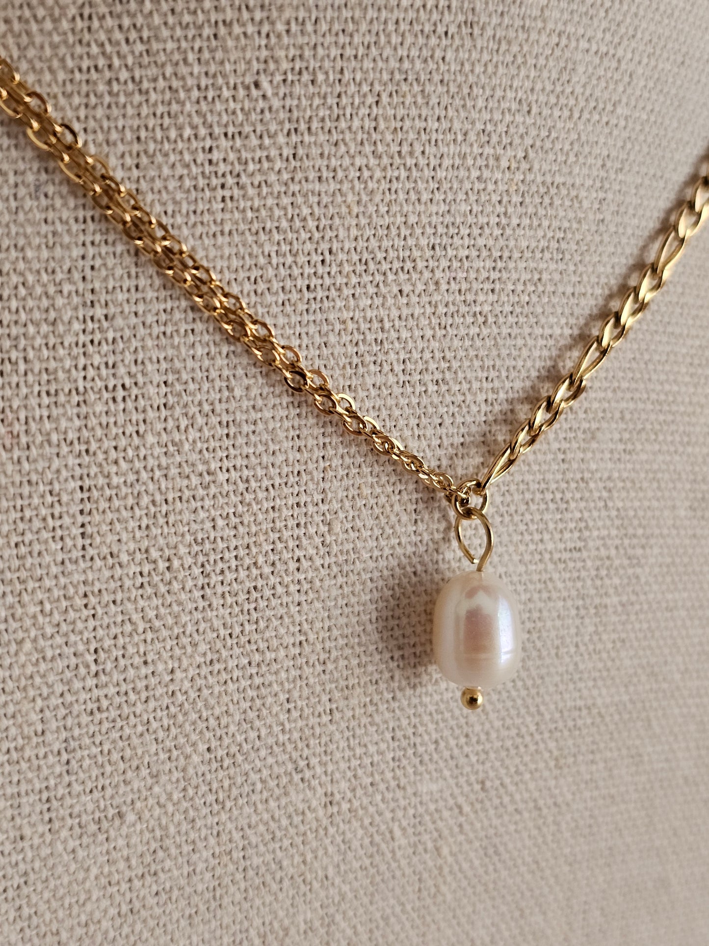 AYPERI PEARL NECKLACE