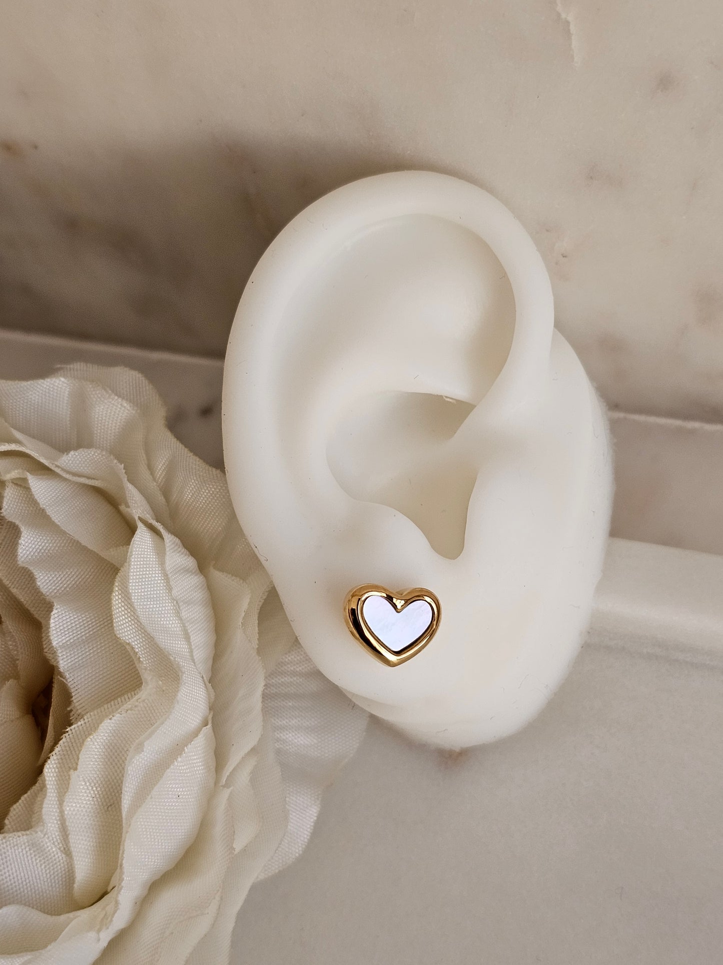 Stainless steel gold plated white shell heart earrings