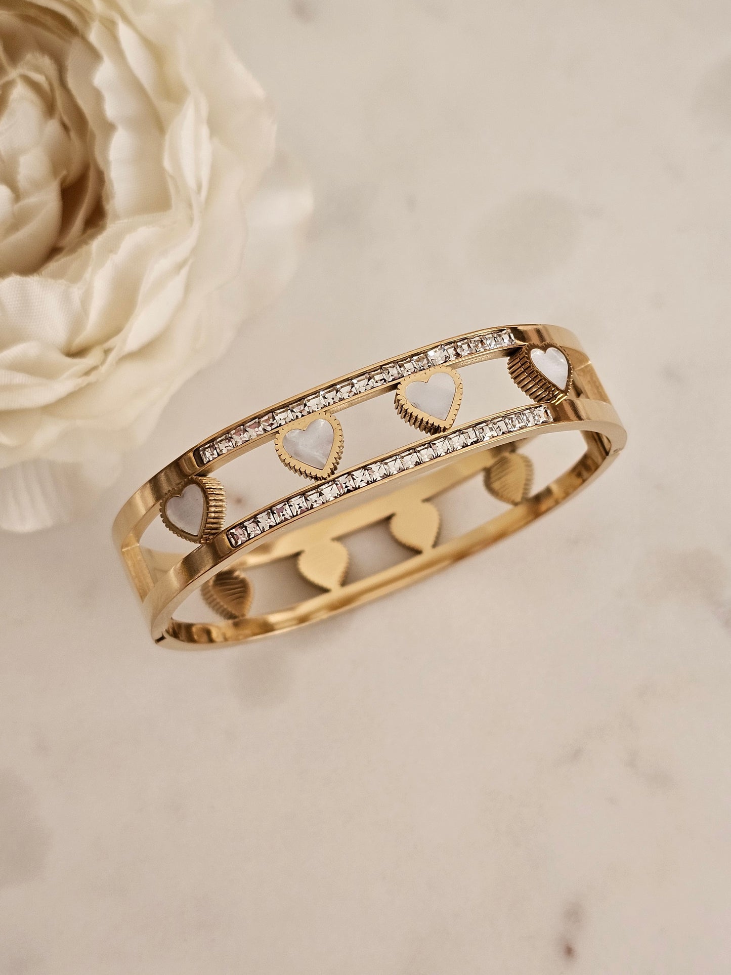 BELFIN HEART BANGLE