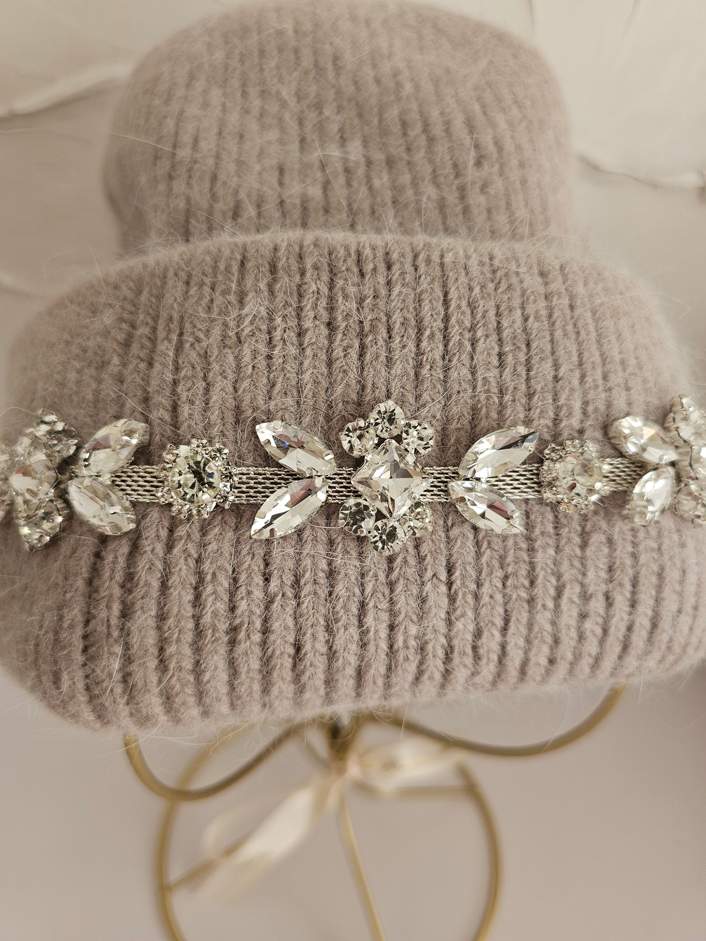 DIAMANTE FLOWER BEANIE