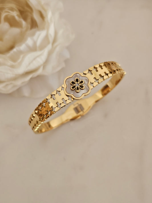 KLARA FLOWER BANGLE