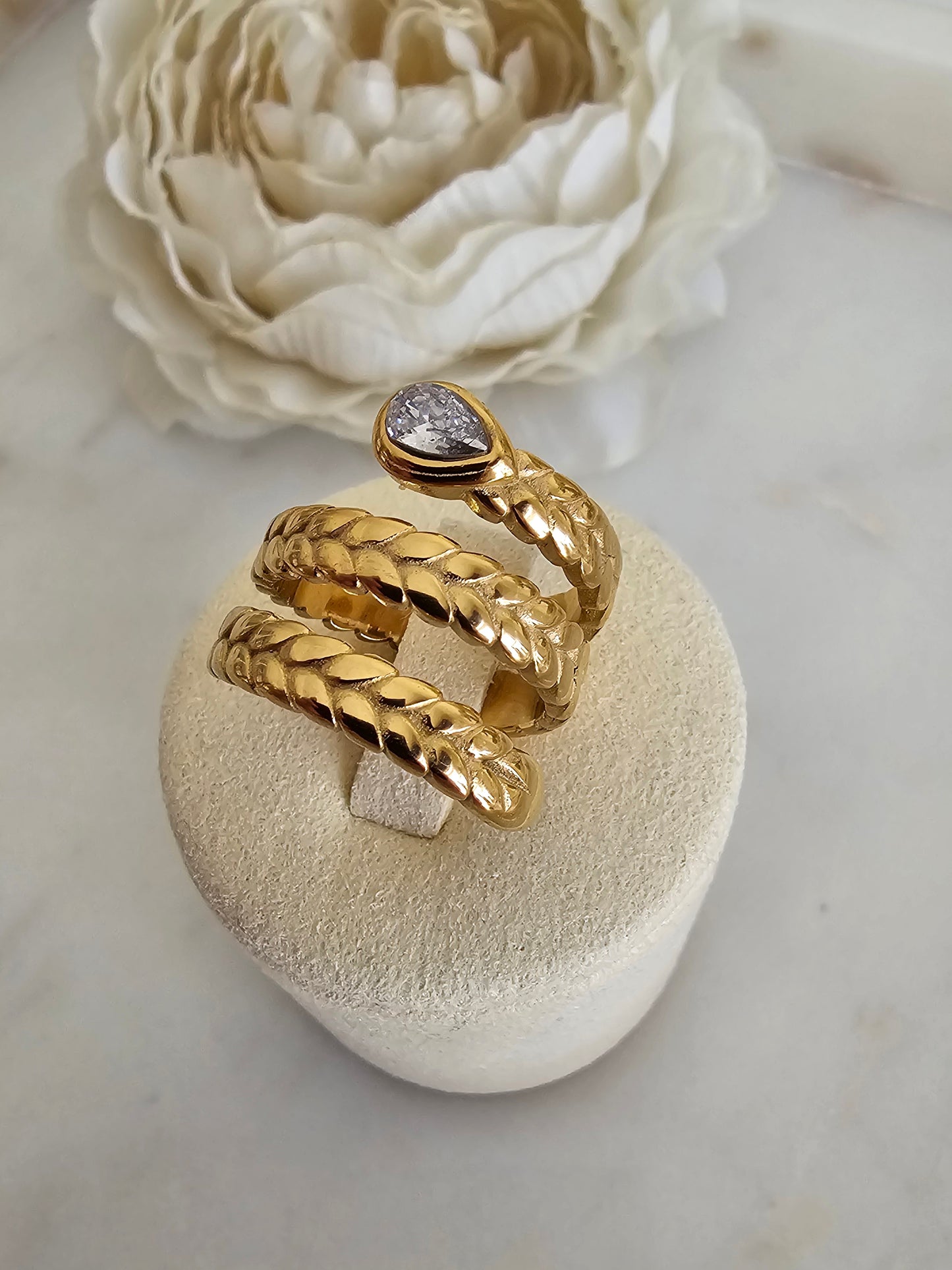 ZIANA SNAKE RING