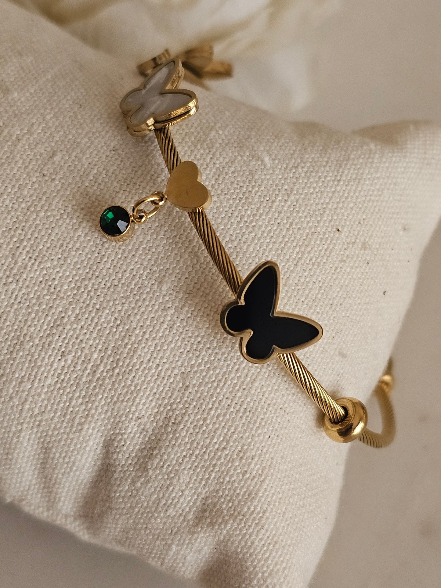 FERA BUTTERFLY BANGLE