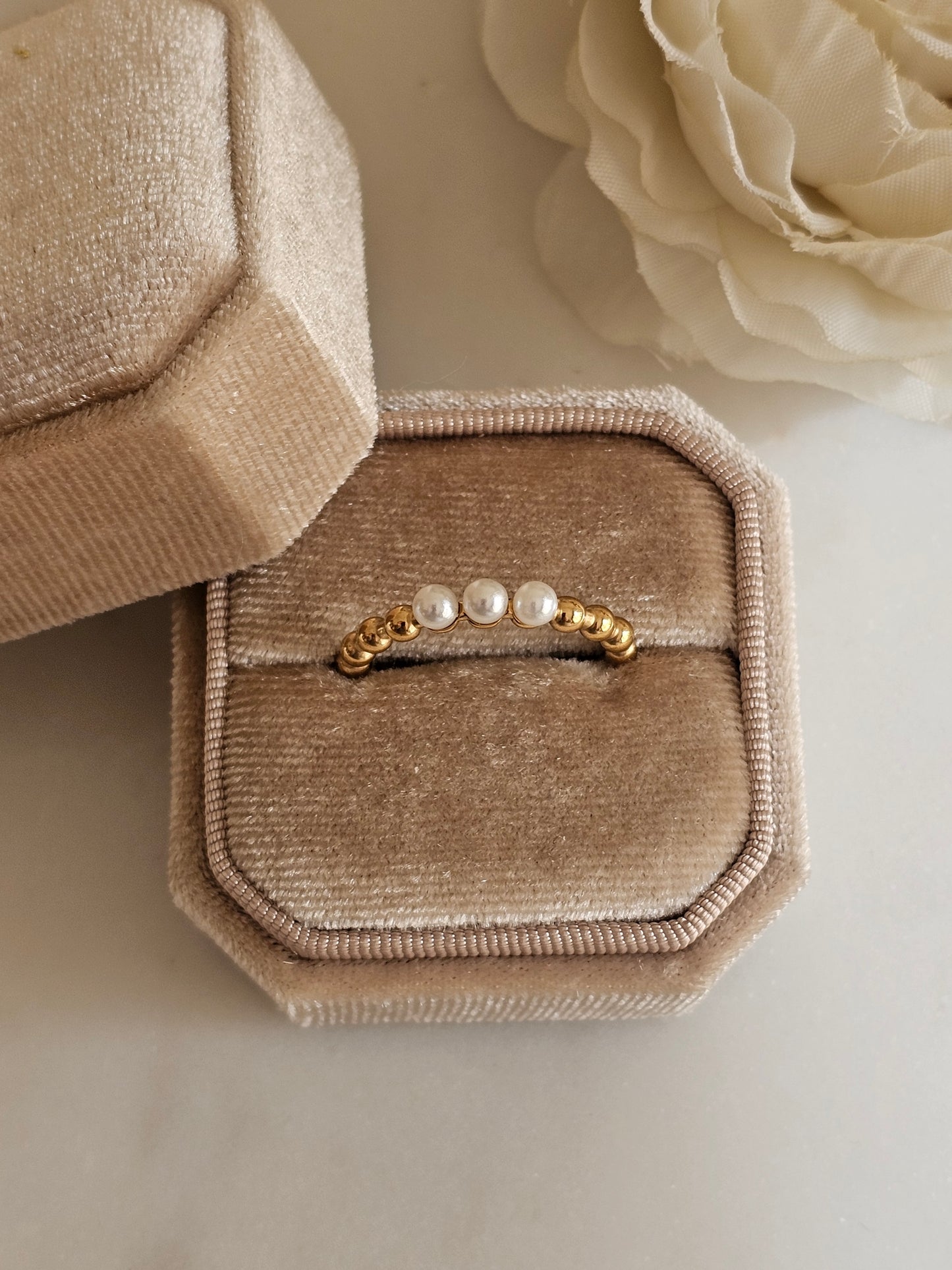 Gold plated stainless steel freshwater pearl ring