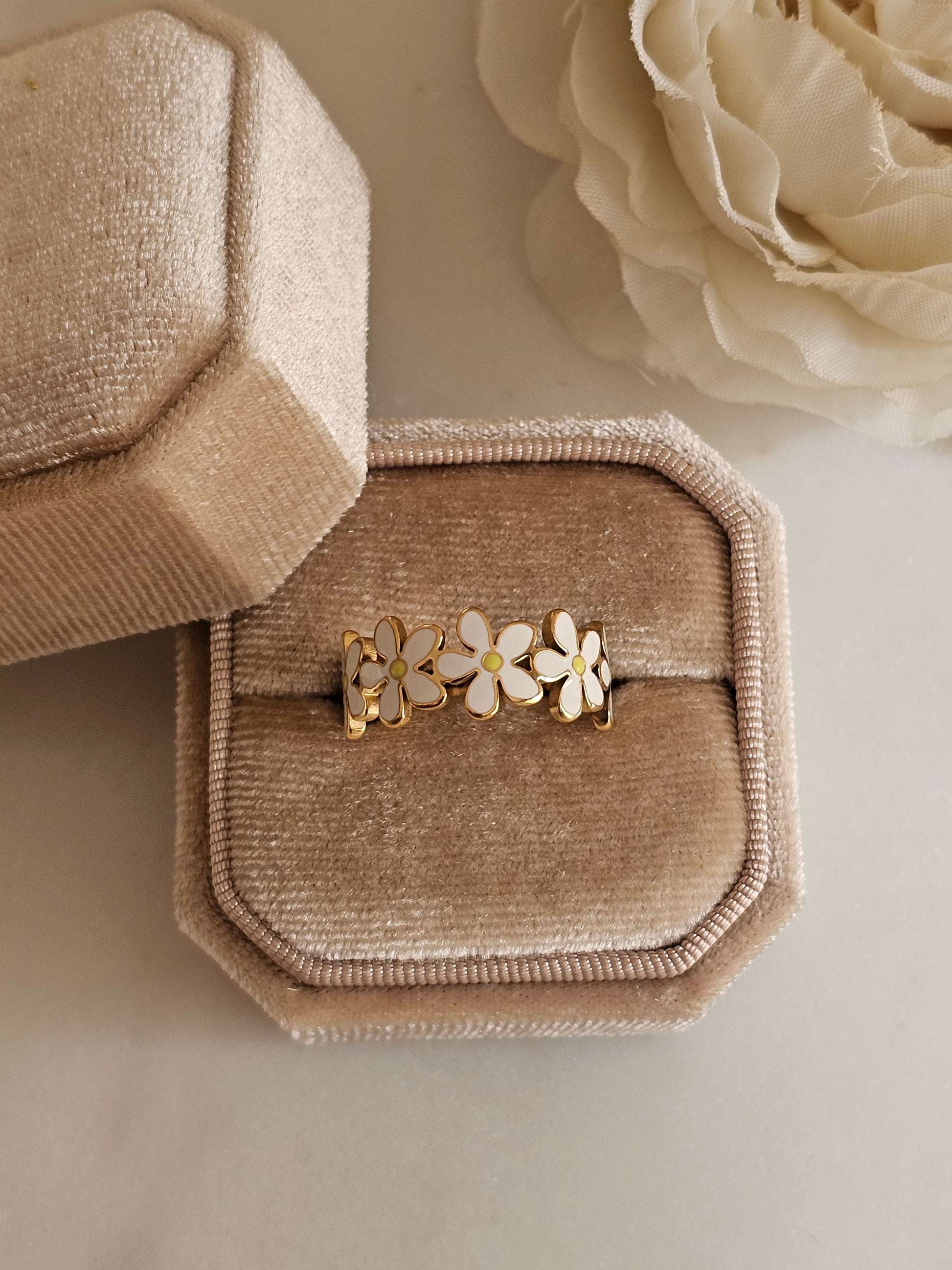 Gold plated stainless steel flower ring