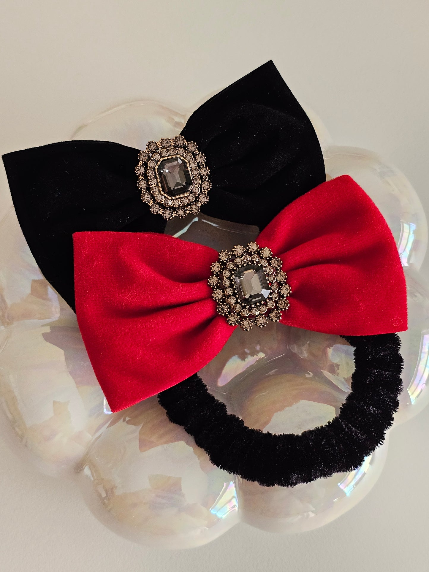 MILLI VELVET BOW HAIR TIES