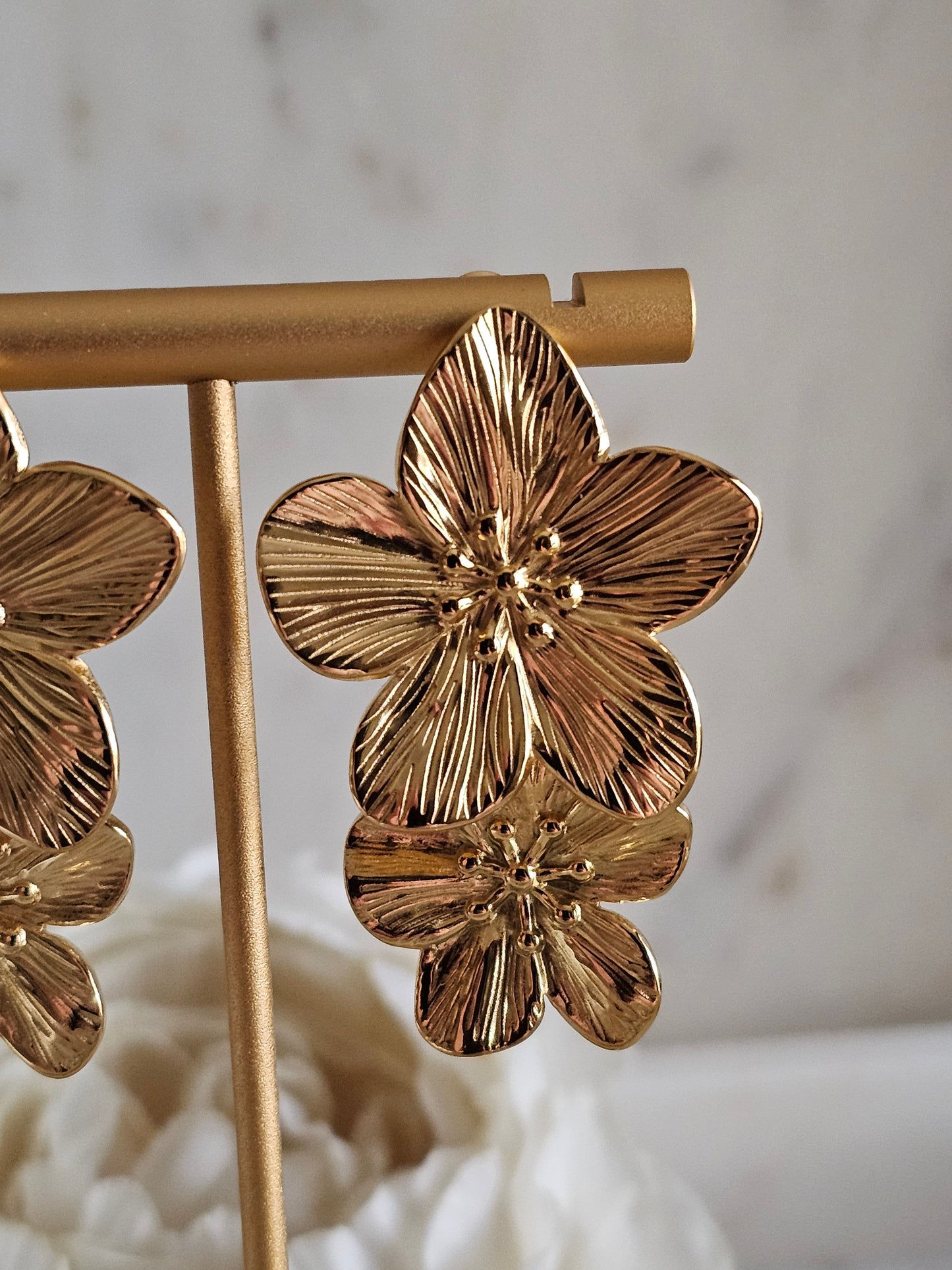 MELINA FLOWER EARRINGS