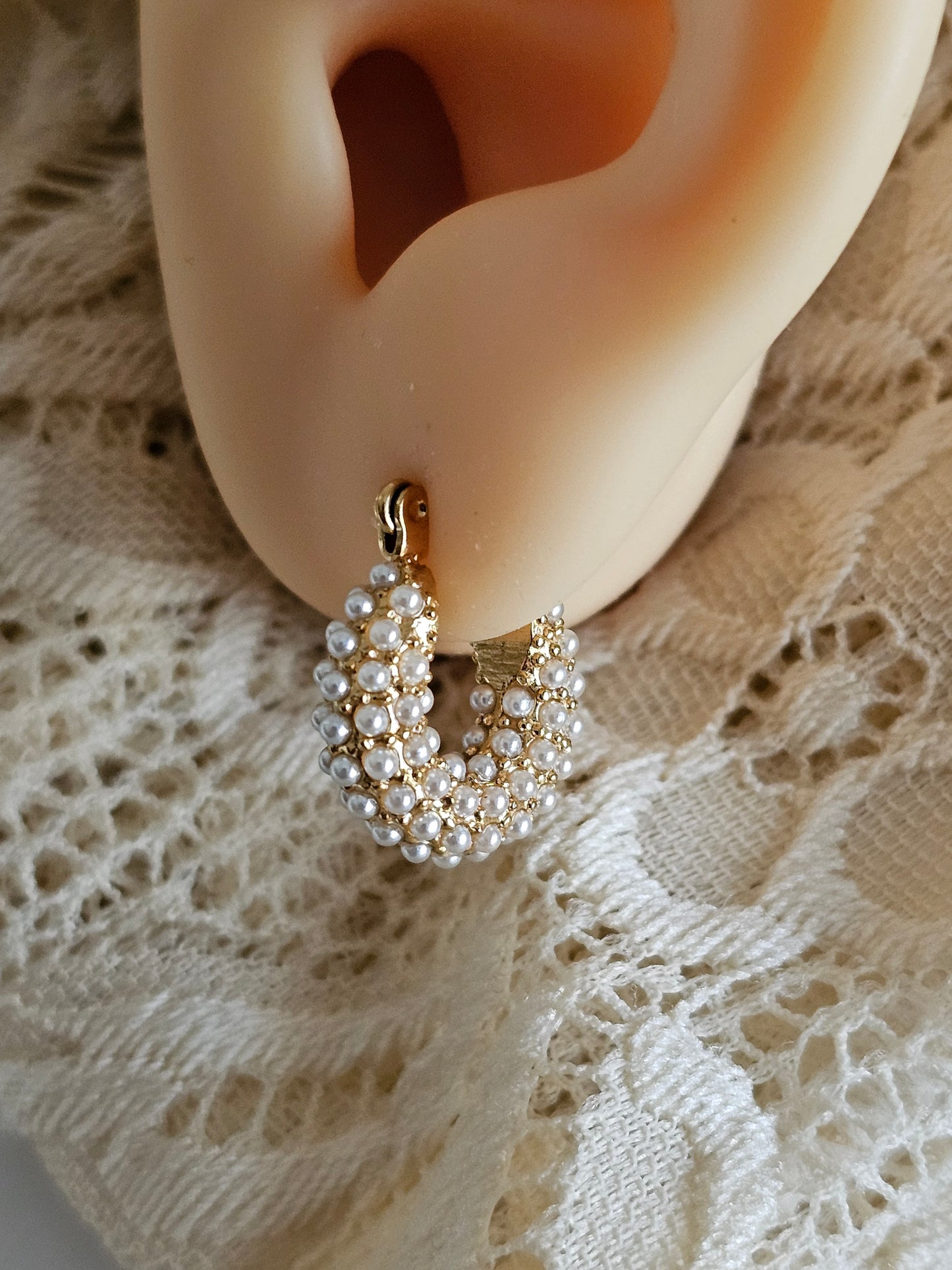 TALIA SMALL PEARL HOOP EARRINGS