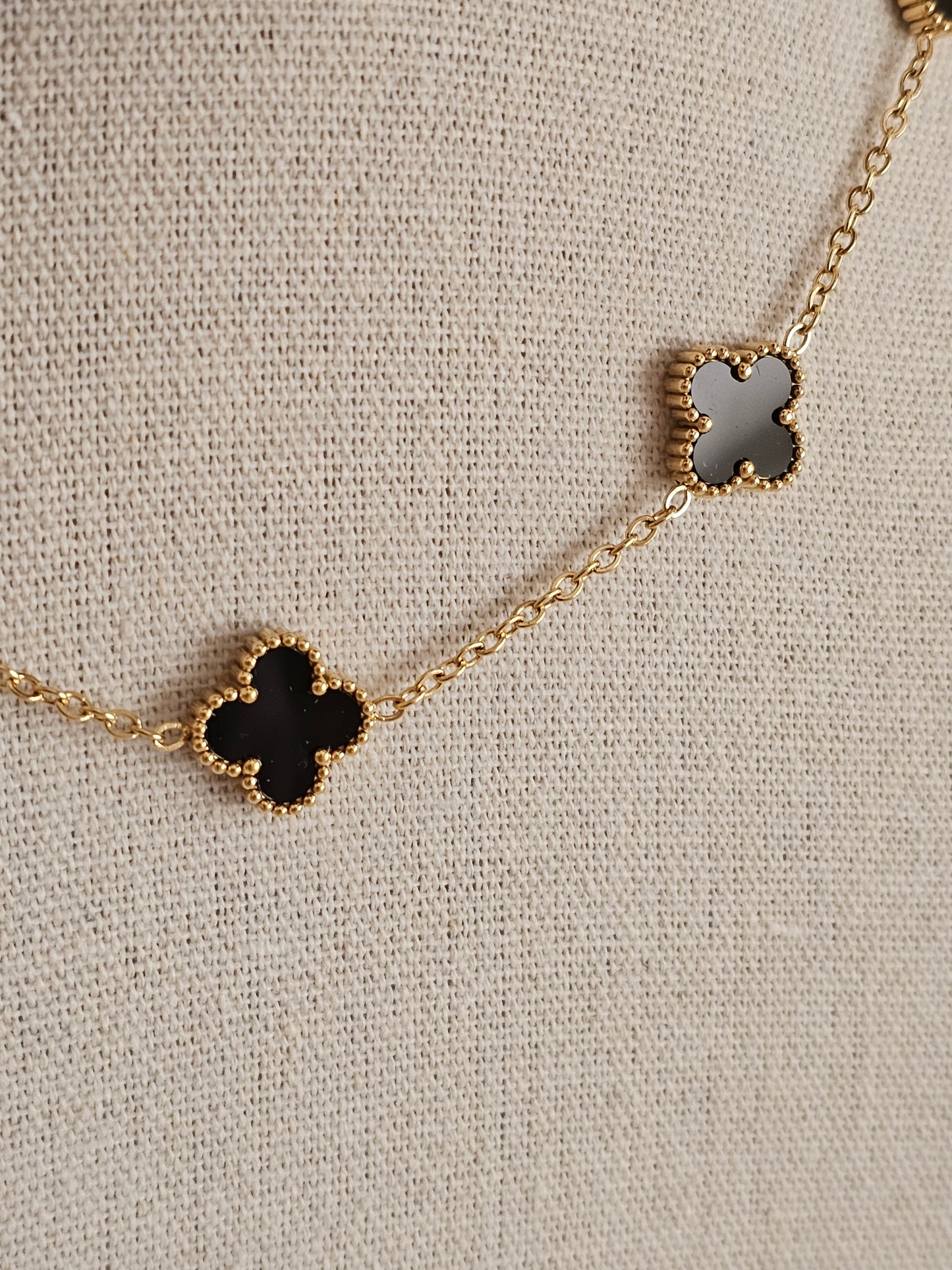 NYLA MULTI CLOVER NECKLACE