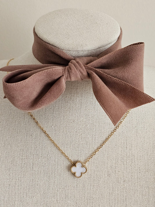 Gold plated stainless steel clover pendant necklace