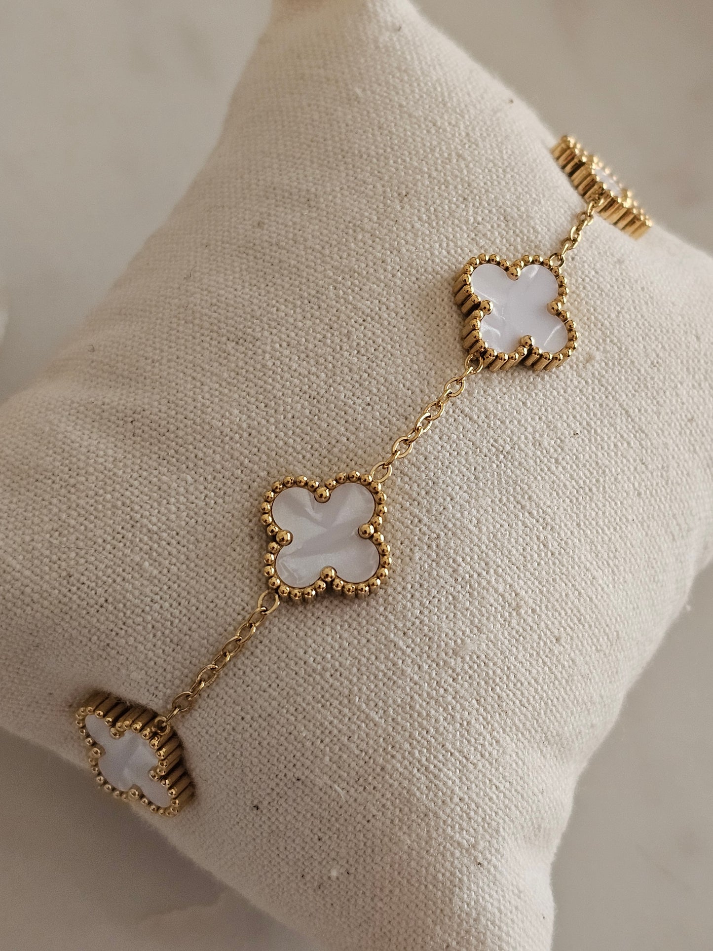 NYLA CLOVER BRACELET