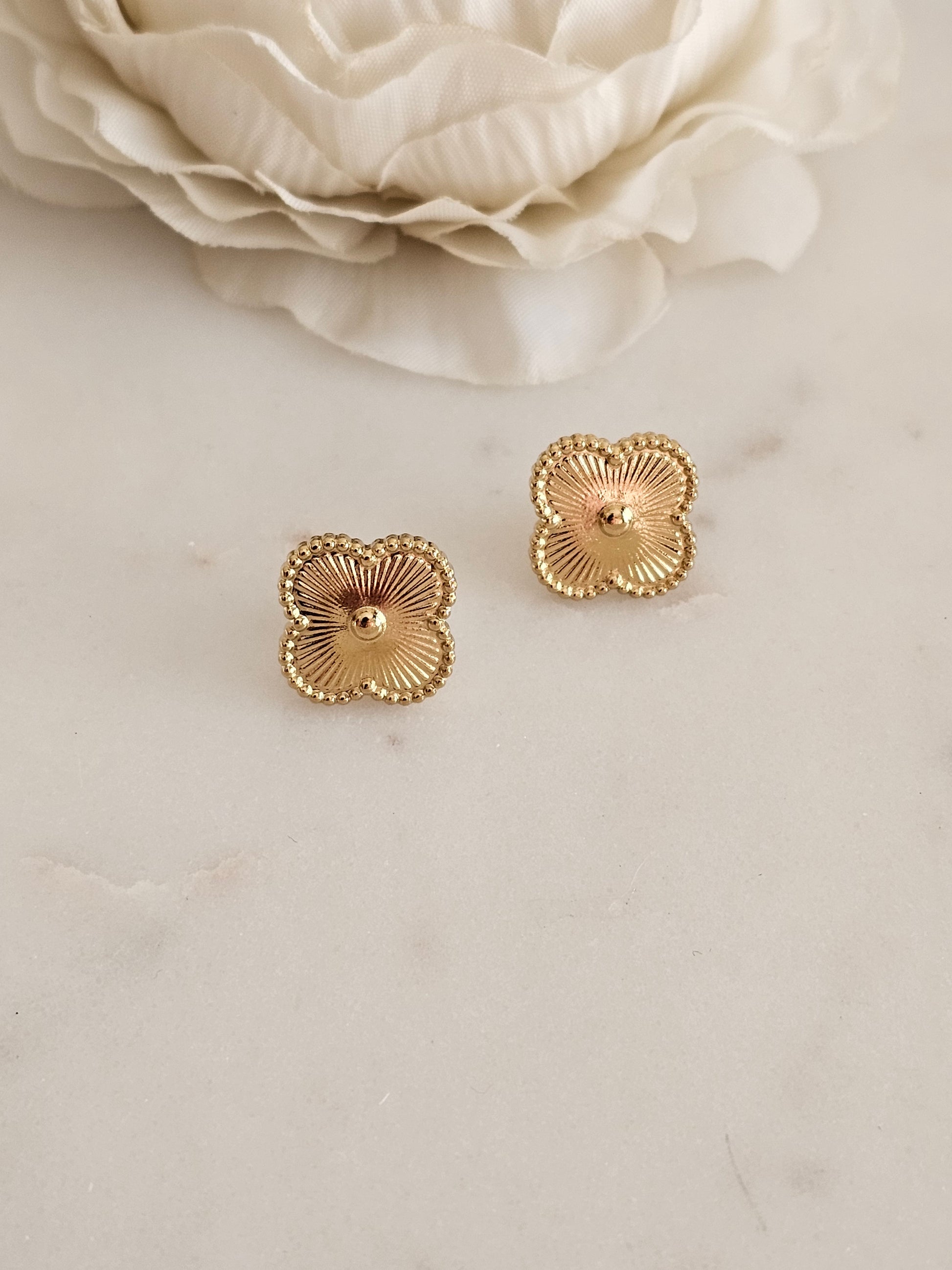 Gold plated stainless steel clover earrings