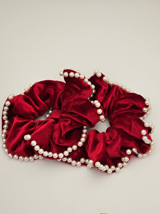 ESITA PEARLY VELVET HAIR SCRUNCHIE