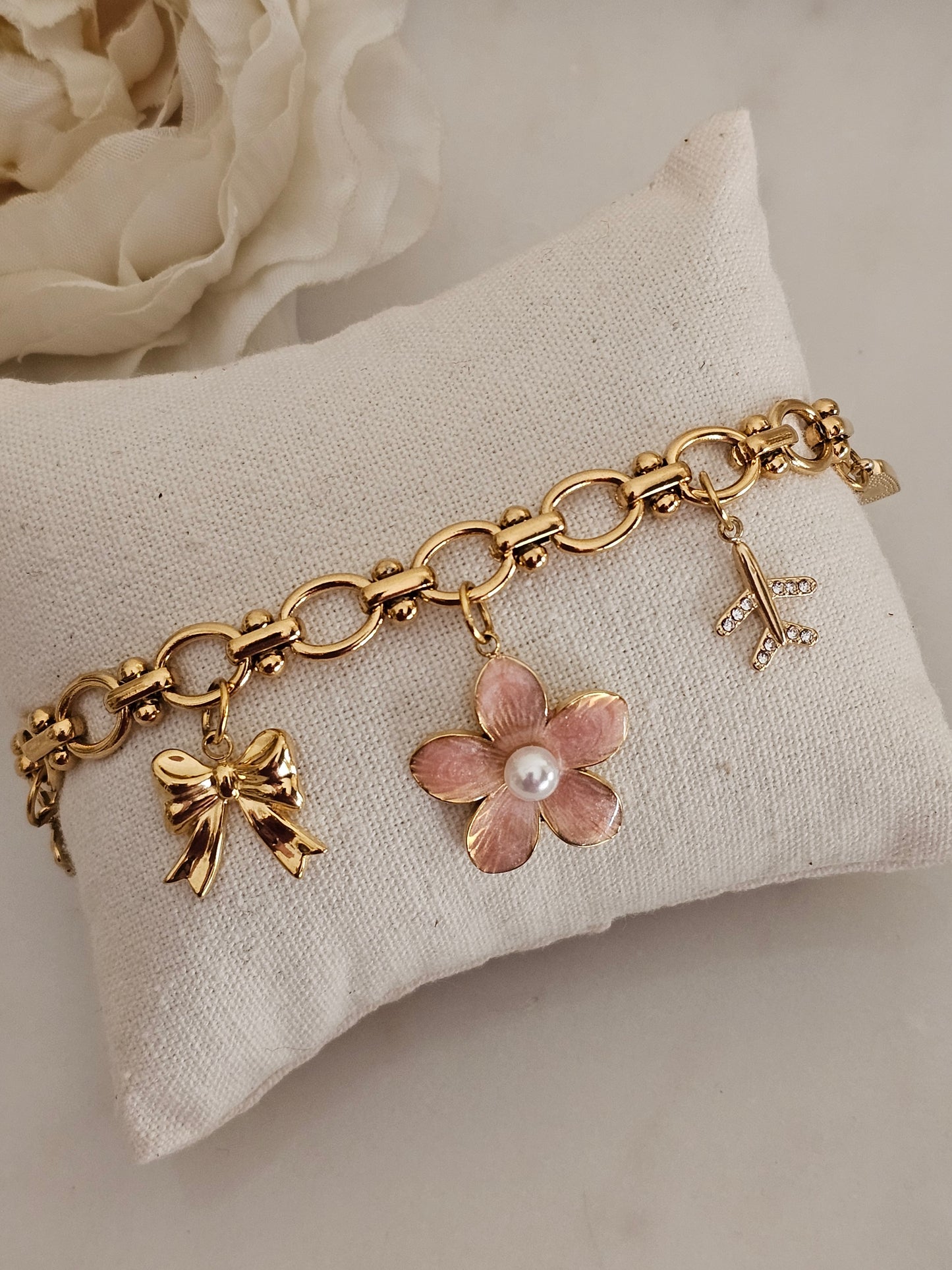 DUA CHARM BRACELET