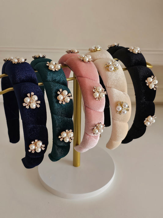 PEARLY FLOWER SPA HEADBAND