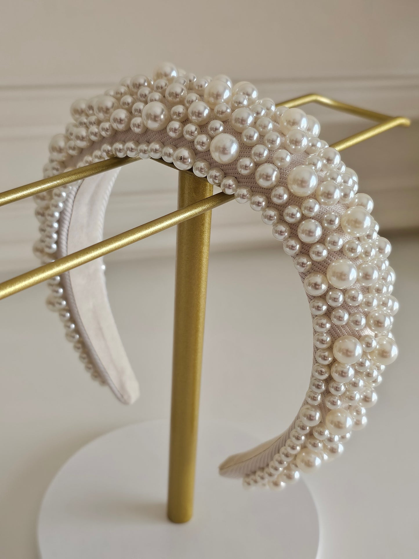 Pearl detailed spa headband