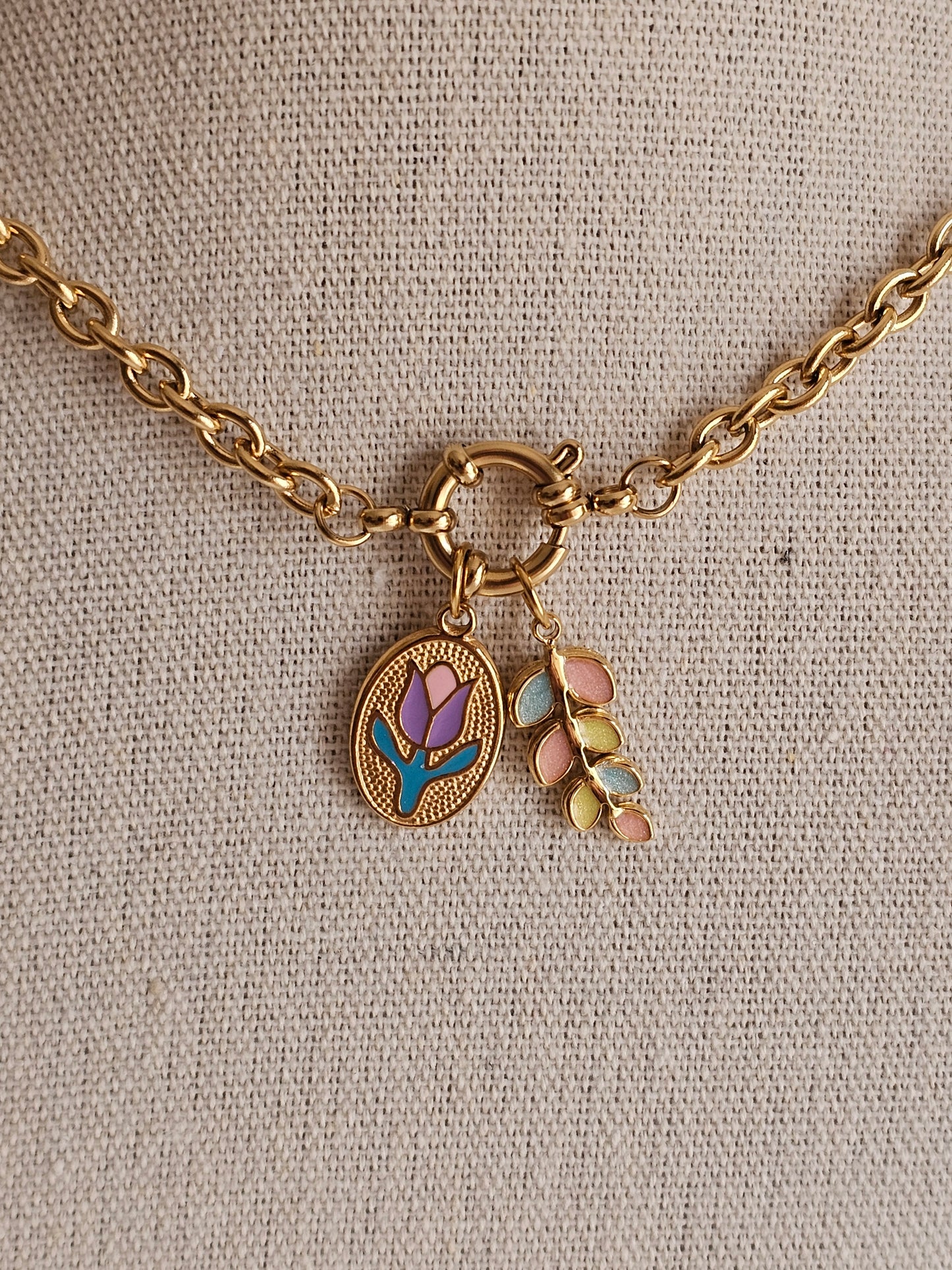 TULIP FLOWER CHARM