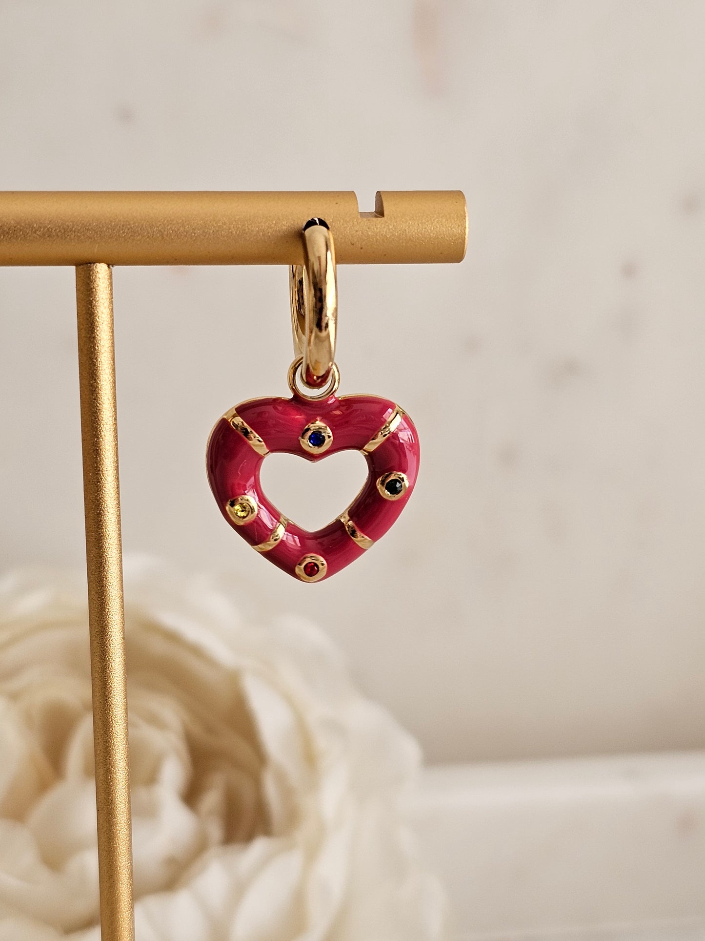 IKRA HEART EARRINGS