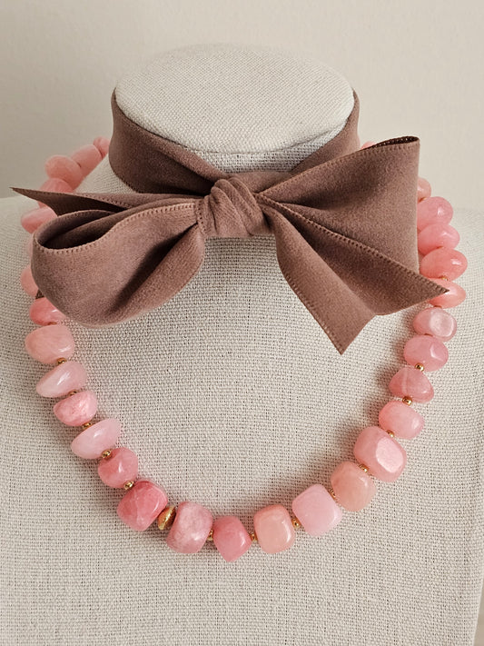 Stainless steel gold plated pink irregular natural stone necklace