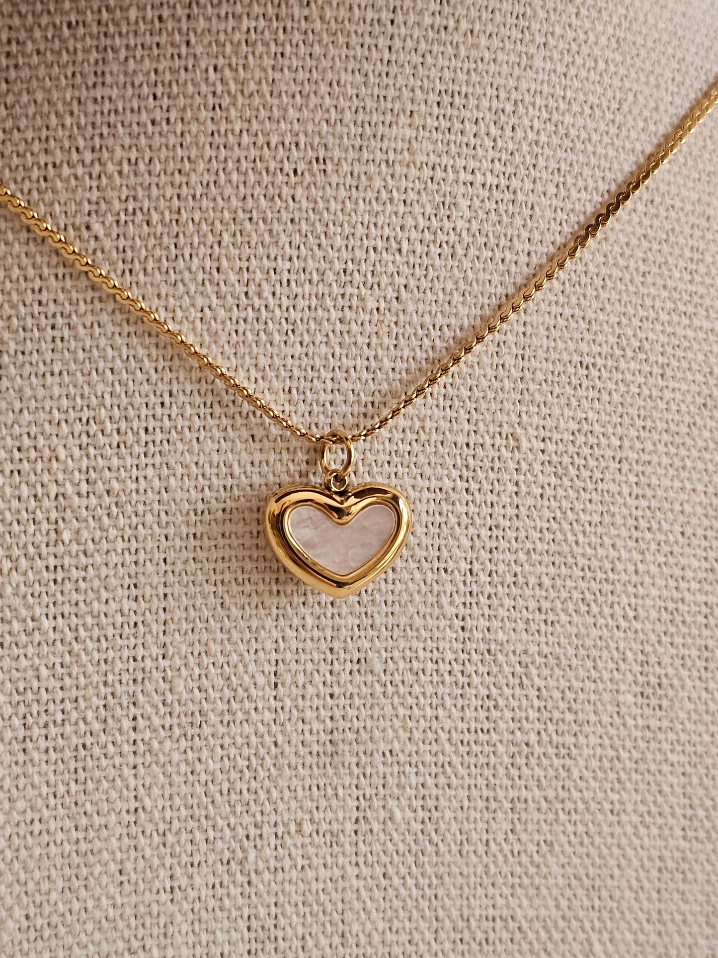 HAVALA HEART NECKLACE