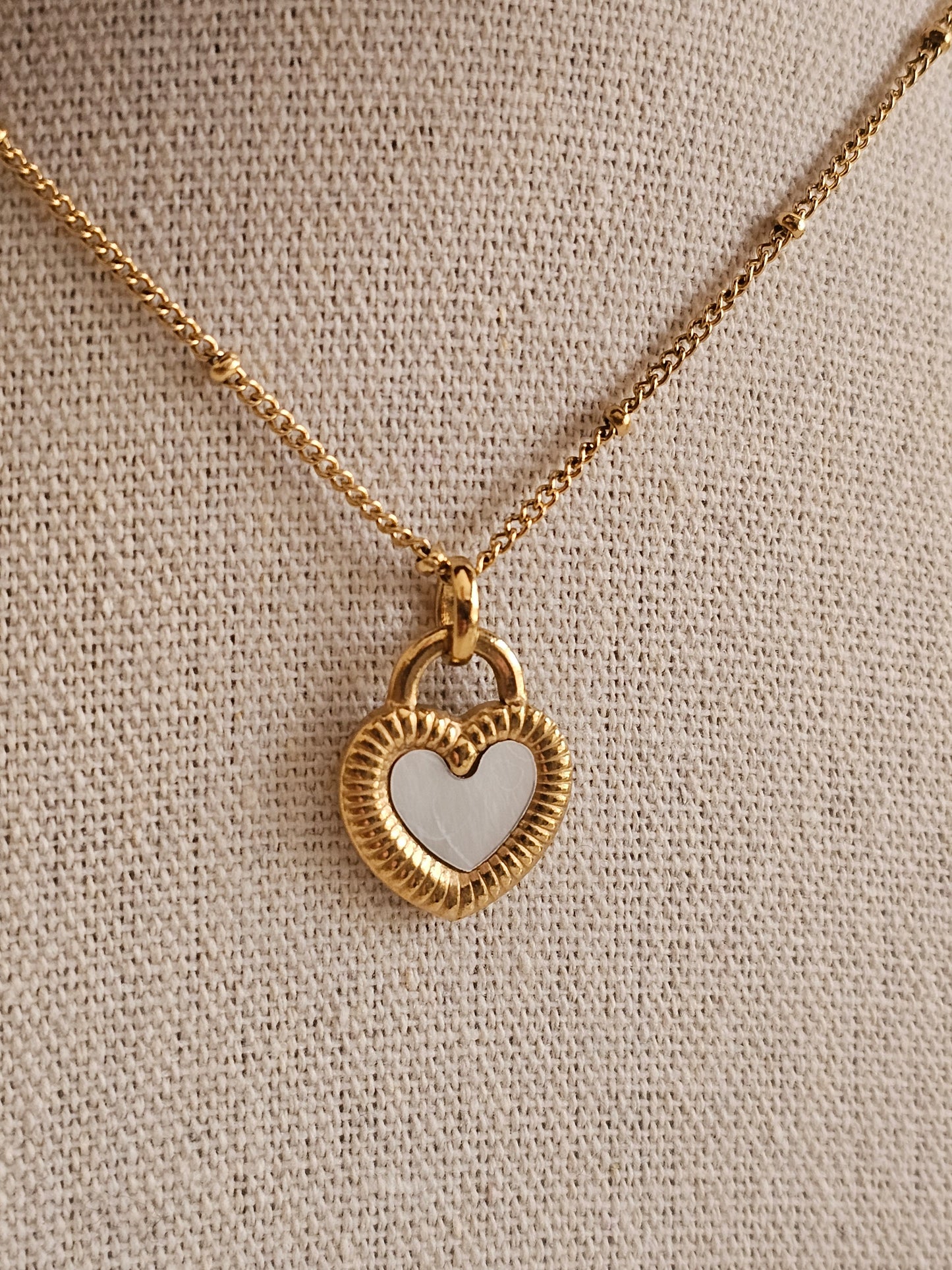 AFSANA HEART NECKLACE