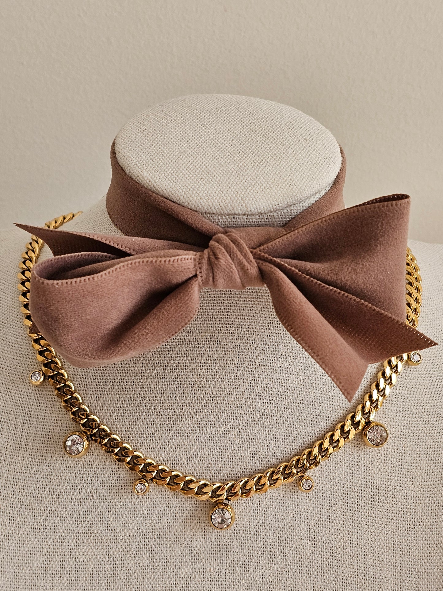 Gold plated chunky necklace