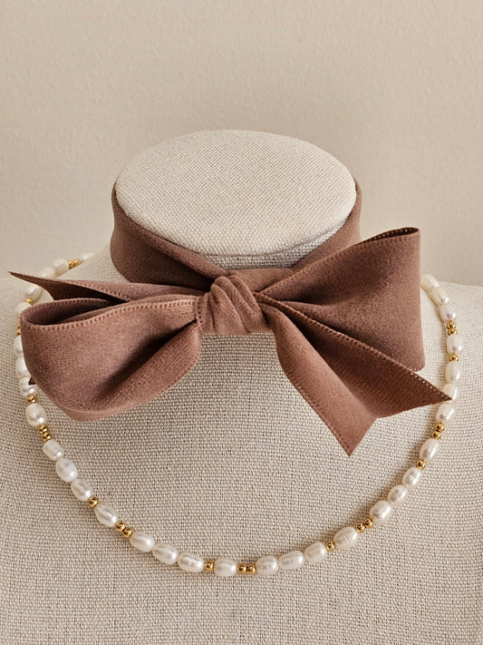 Gold plated stainless steel pearl necklace