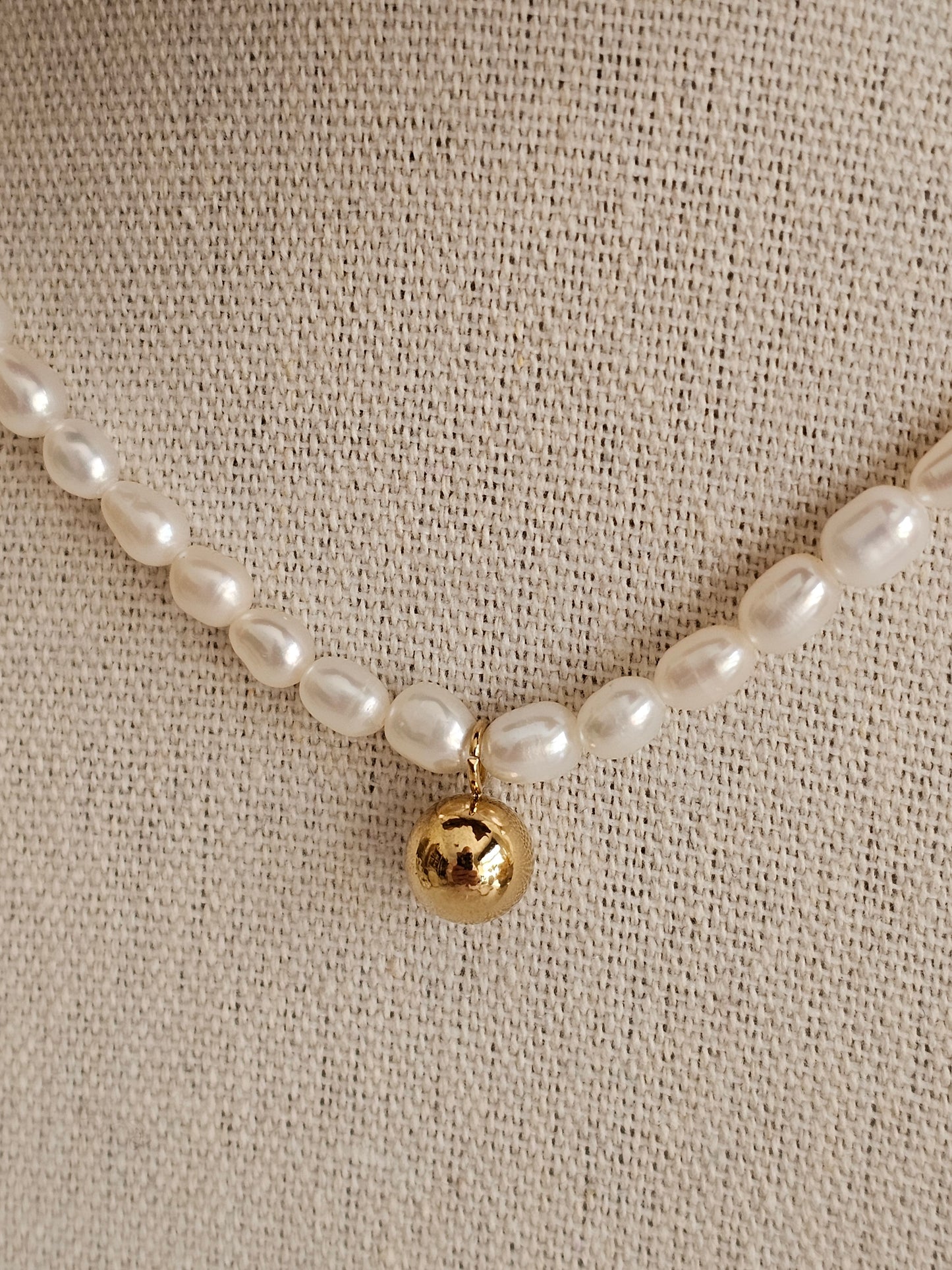 LUNARA PEARL NECKLACE