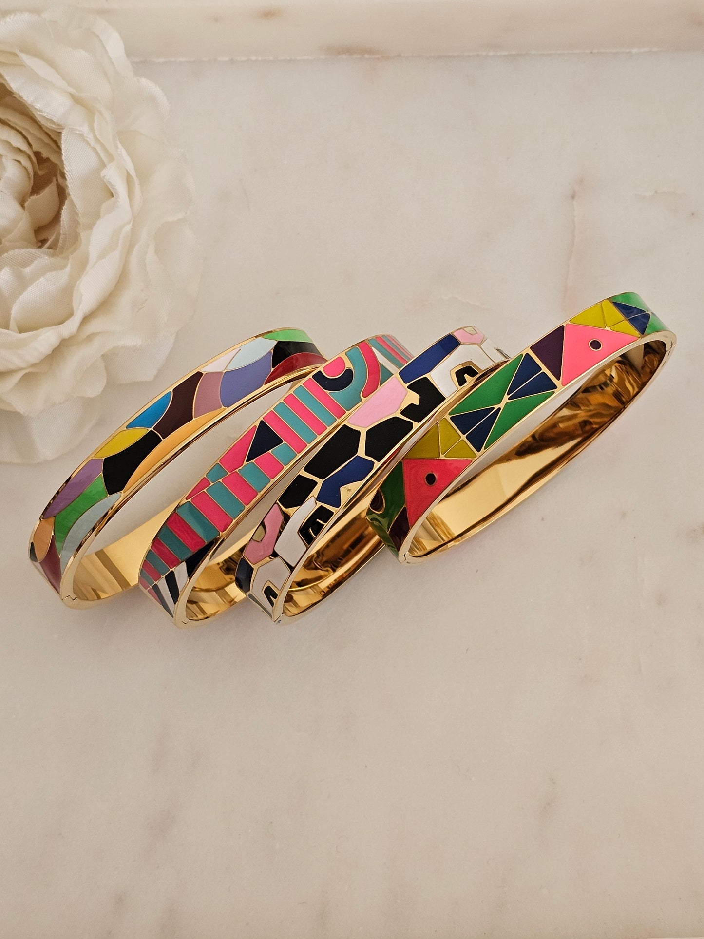 BAHAR ENAMEL BANGLE