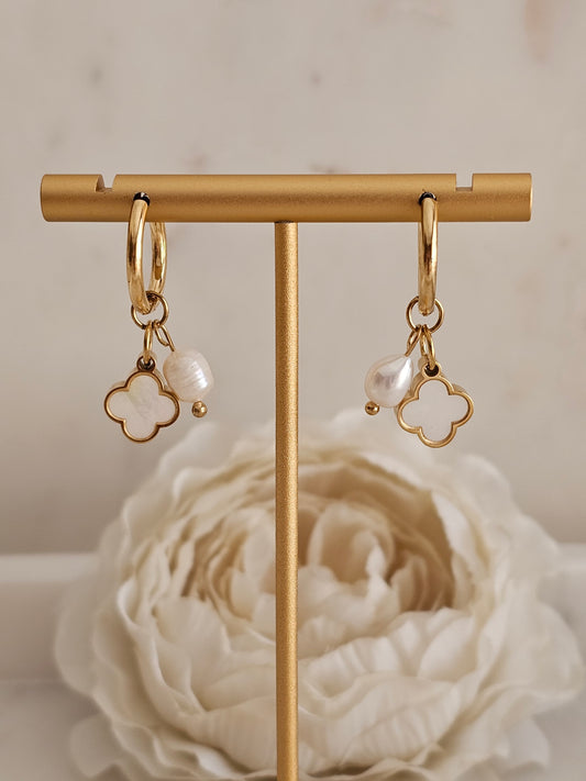 Gold plated Pearl clover earrings