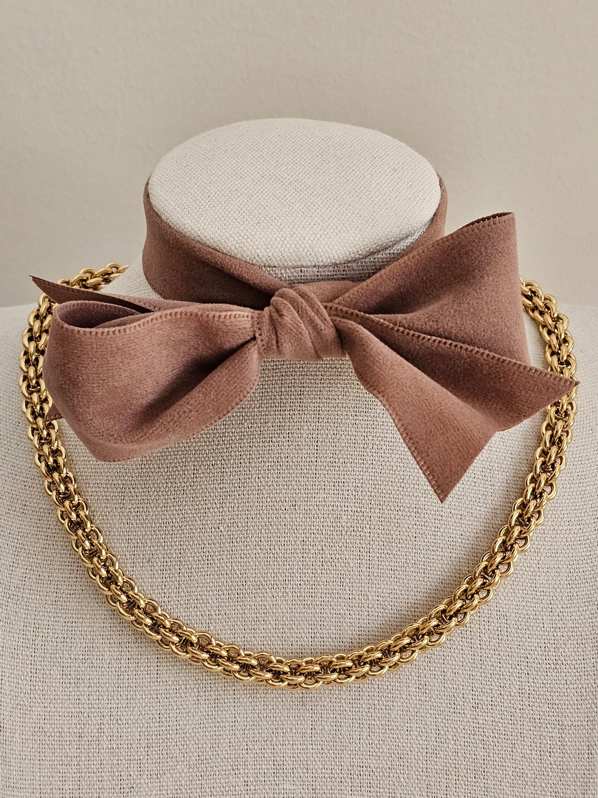 Gold plated chunky necklace