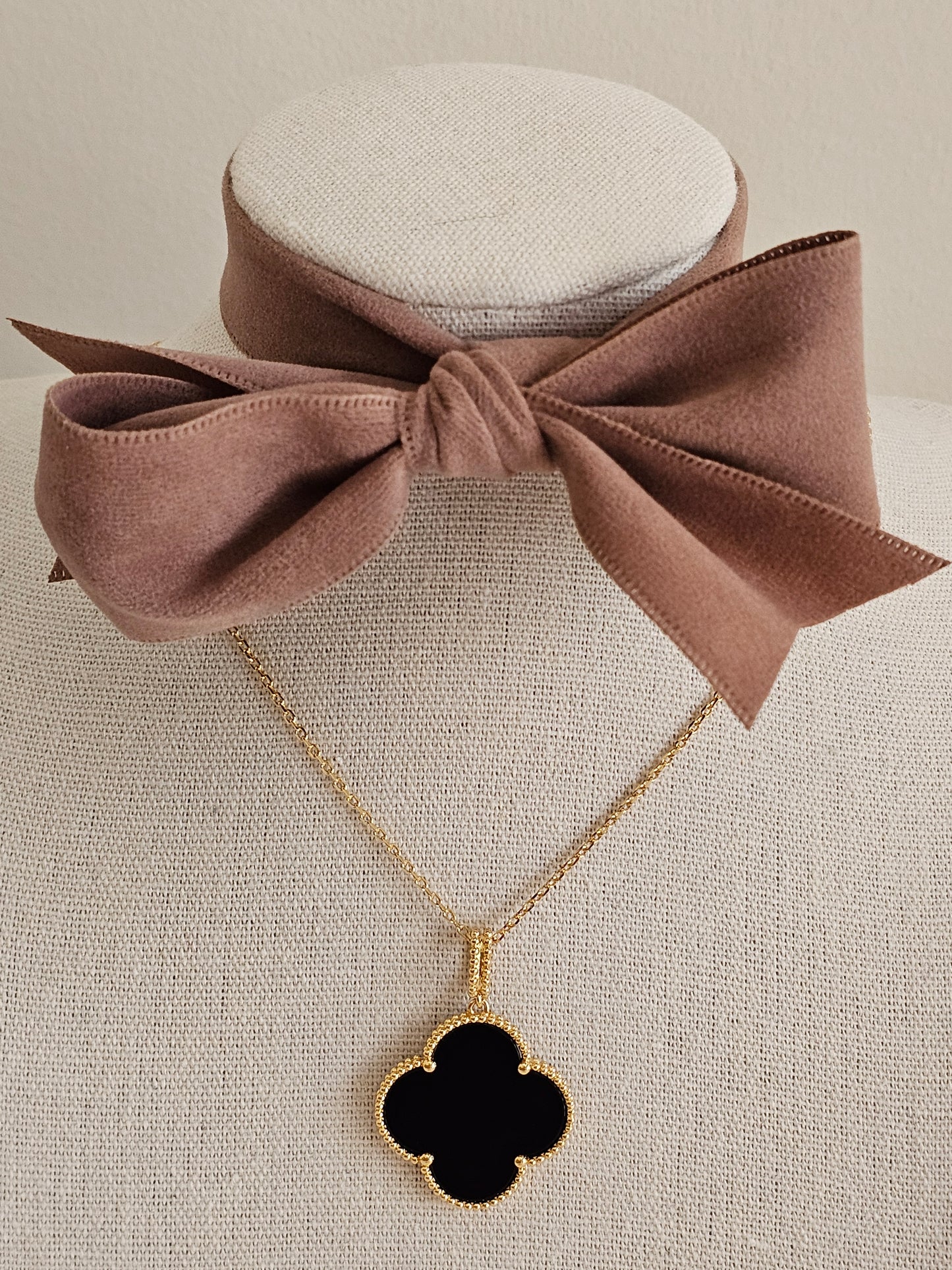 LELA LONG CLOVER NECKLACE