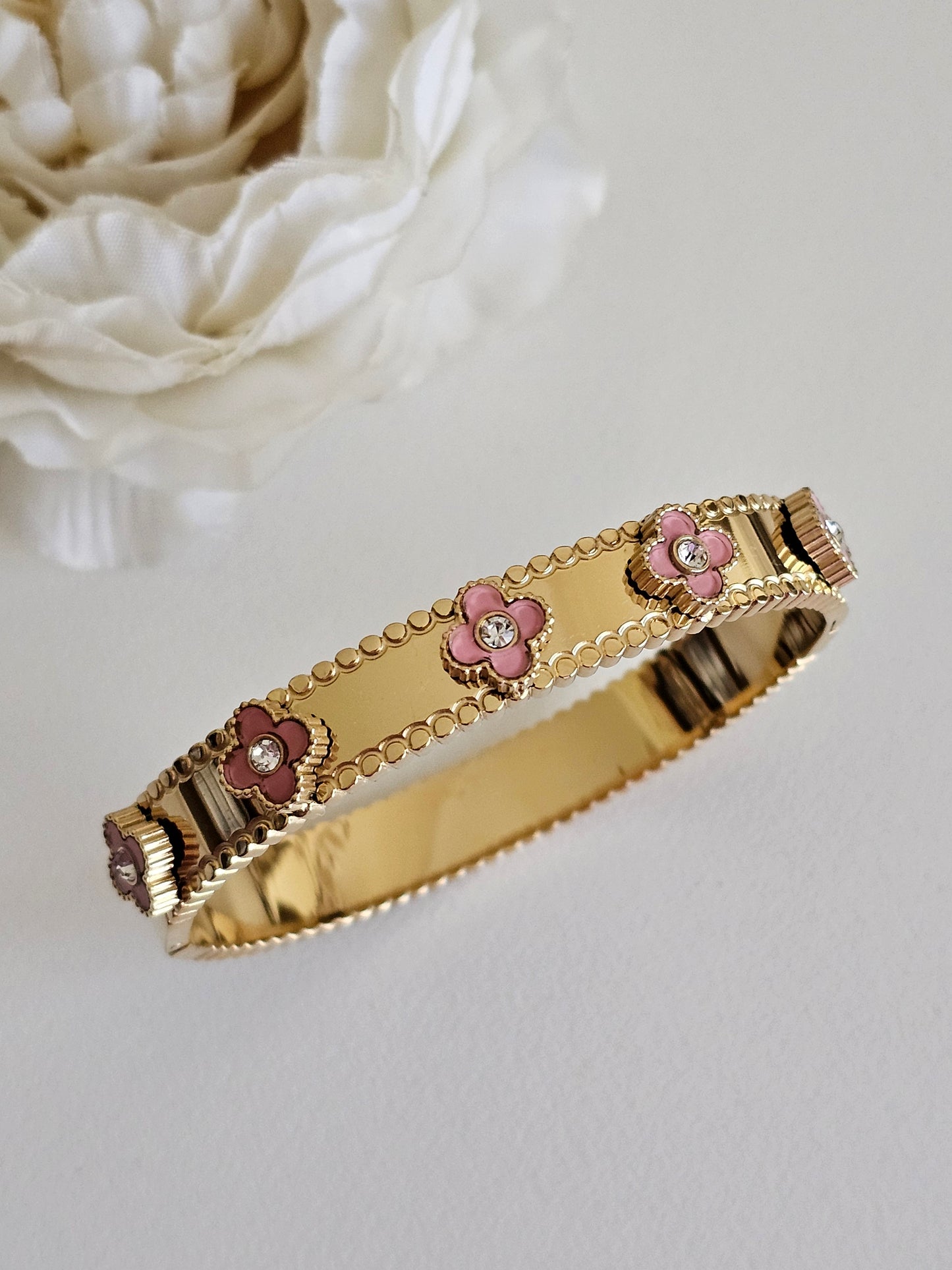 MERI CLOVER BANGLE