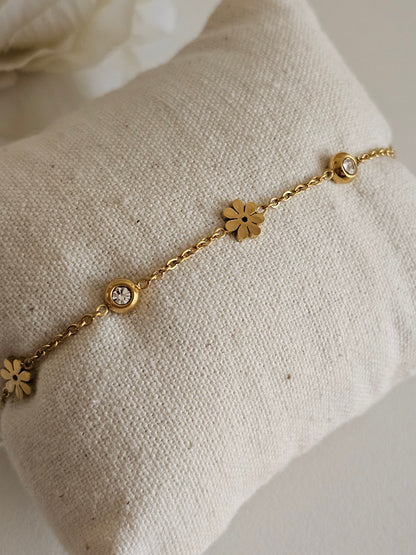 LADIA FLOWER BRACELET