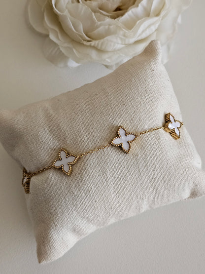 GOLD CLOVER BRACELET