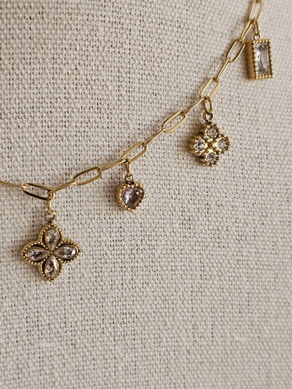RIHANA CLOVER CHARM NECKLACE