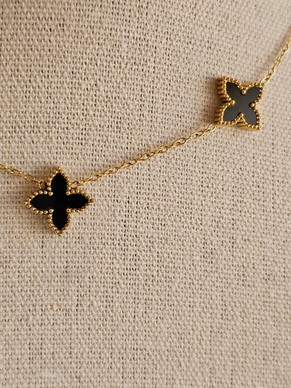 JOYA CLOVER NECKLACE