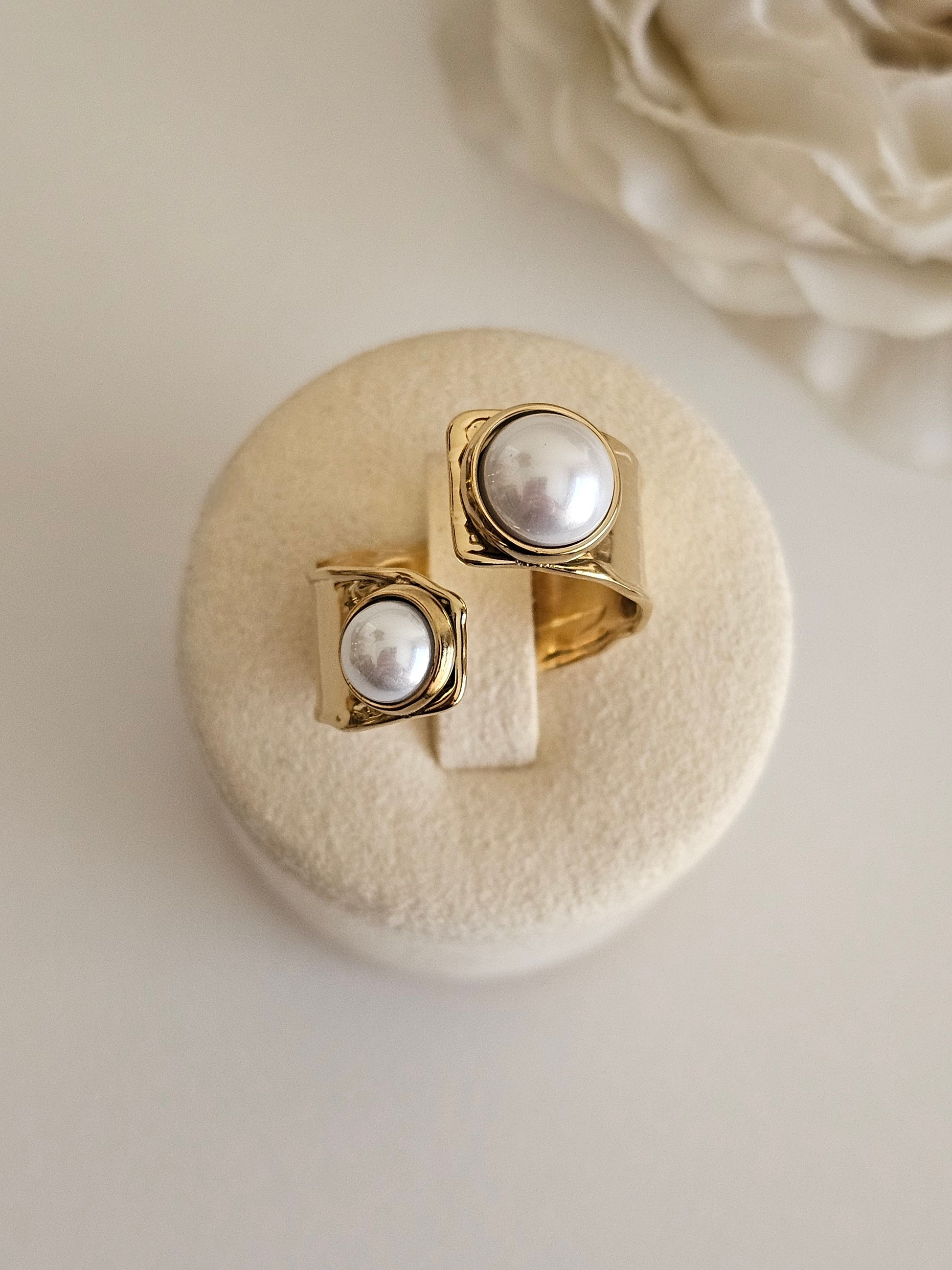 PEARL OPEN RING