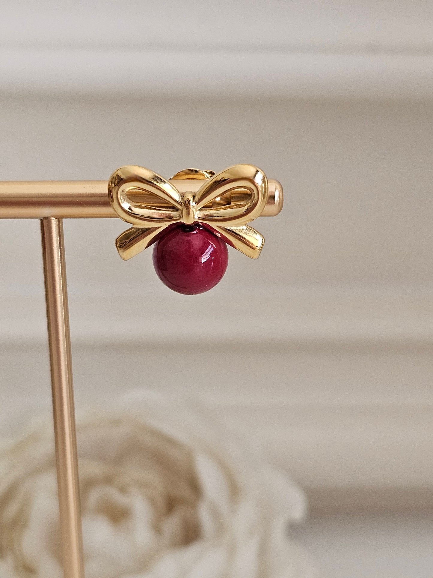 NALA RED BOW EARRINGS