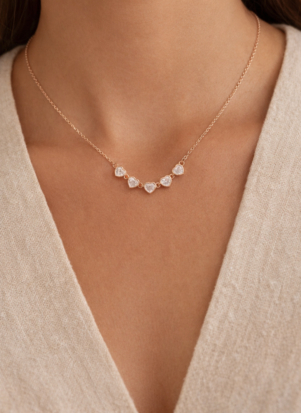 LARA HEART NECKLACE